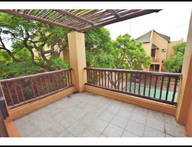 1 BEDROOM APARTMENT FOR SALE IN LONEHILL